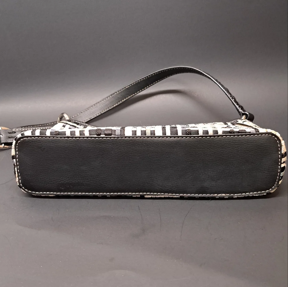 THE SAK Woven fabric and genuine leather small shoulder bag black white - Picture 9 of 12